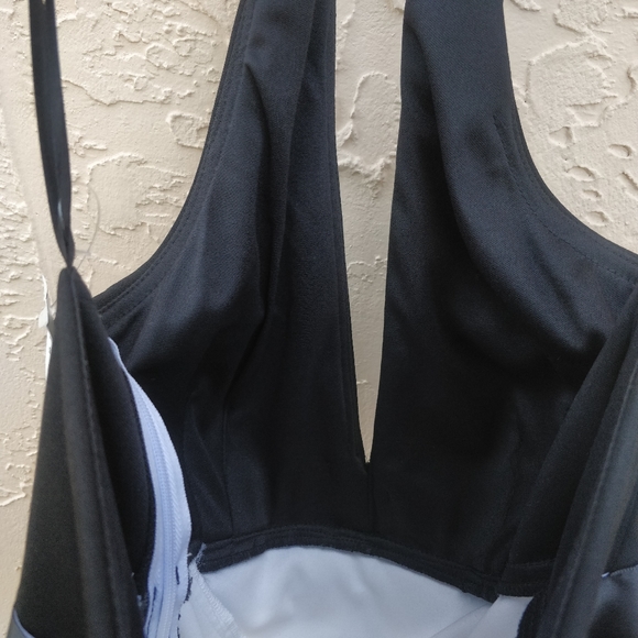 NWT Black & White halter ruffled bling event dress - Picture 7 of 9